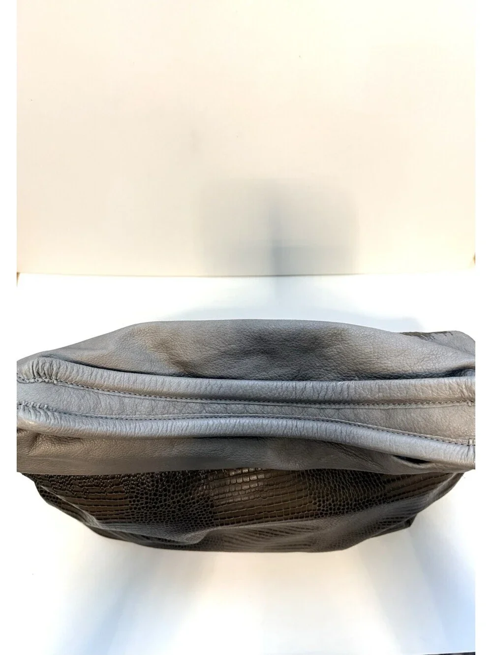 Liebeskind Berlin Leather Hobo Shoulder Bag Taupe Lizard Embossed NWT Dust Bag - Picture 8 of 9